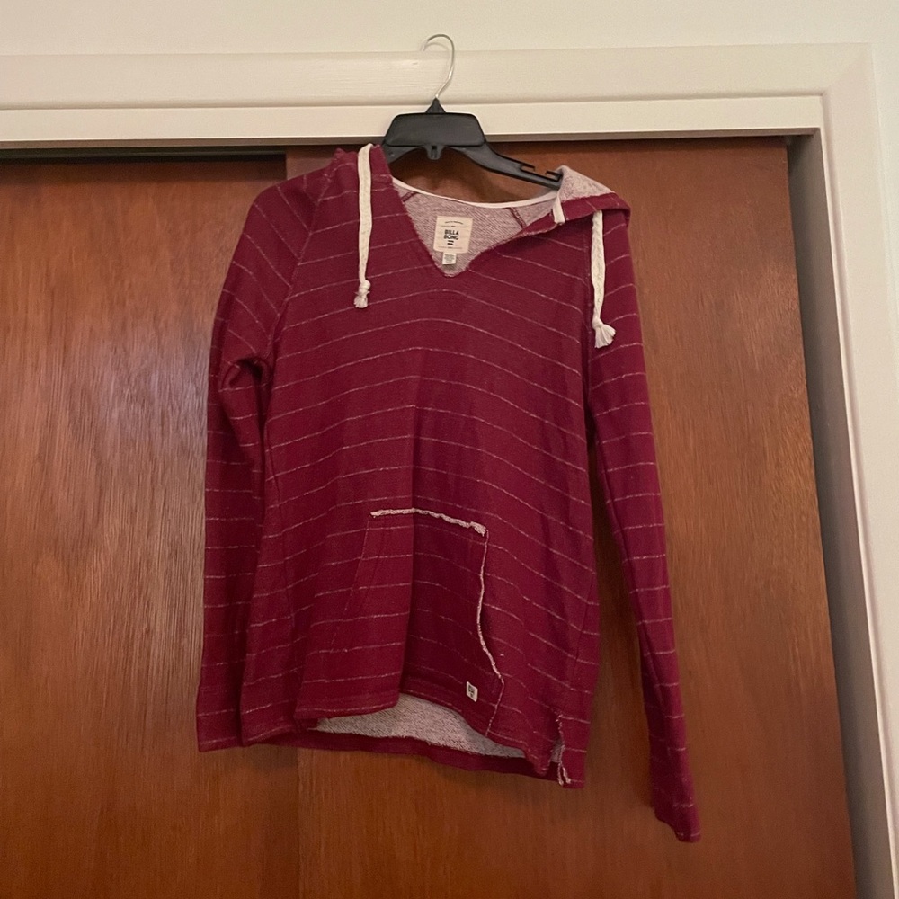 Billabong pullover sweater